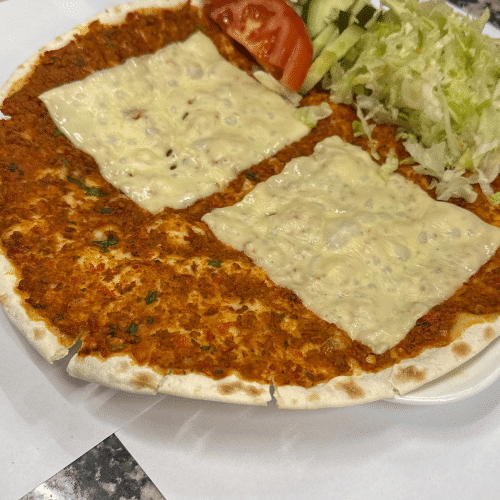 Turkse pizza met kaas
