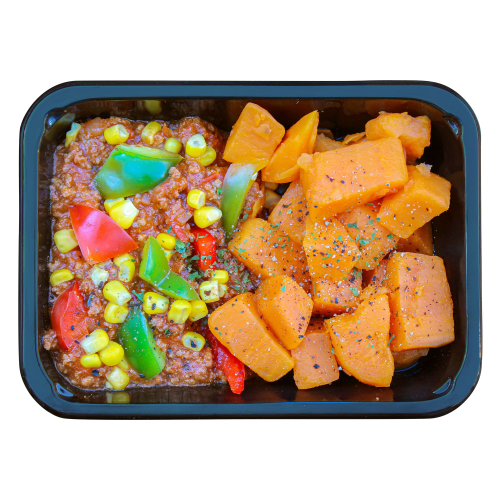 Zoete aardappel met gehakt en groenten