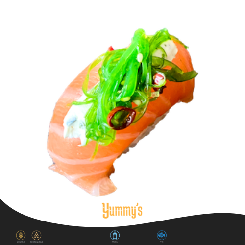 Nigiri zalm cheese wakame