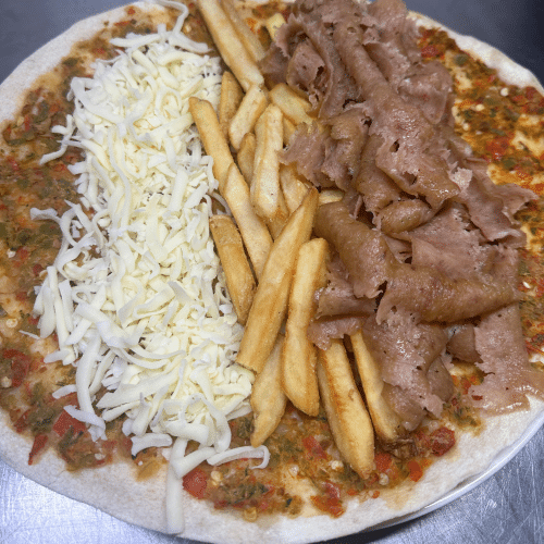 Turkse pizza lamsdöner speciaal