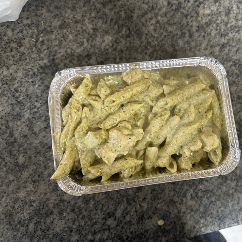 Pasta pollo pesto