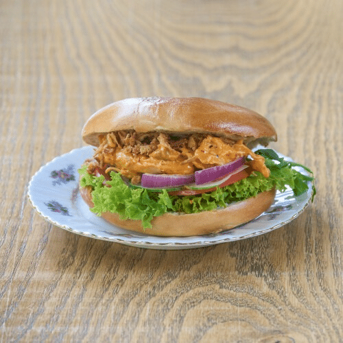 Pulled chicken bagel