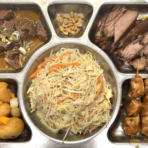 Chinese bami of mihoen De Chinese Muur