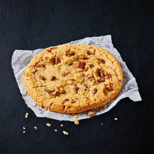 Giga Chocolate Chip Cookie