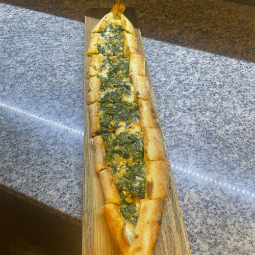 Pide spinazie