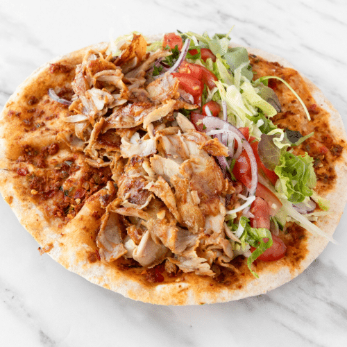Turkse pizza kipdöner