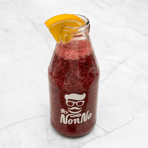 Rood bosfruit smoothie