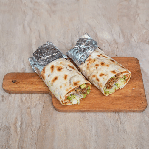 Turkse pizza met kipdöner