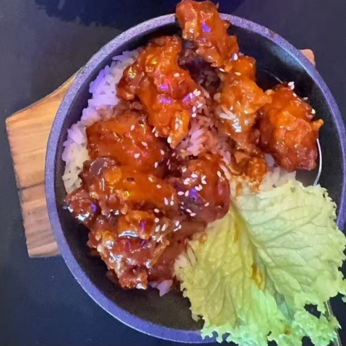 Rijst fried korean chicken-soy garlic