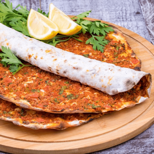 Lahmacun met kaas