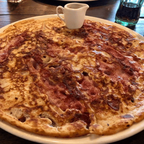 Mannen pannenkoek