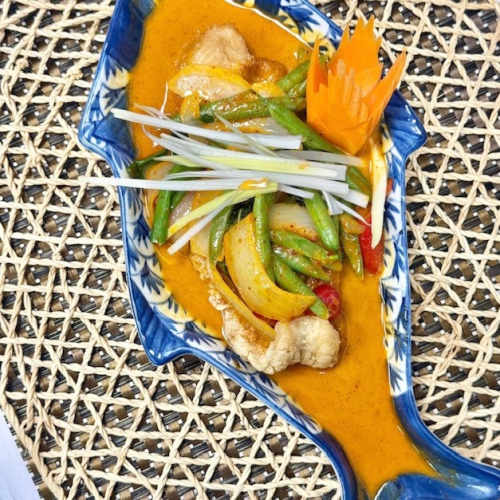 Pla phad chu chi