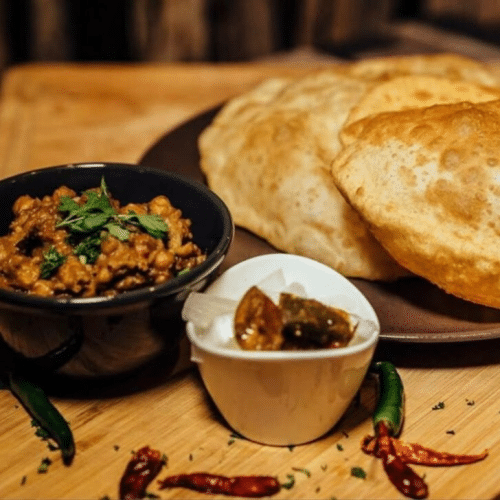 Chola bhatura