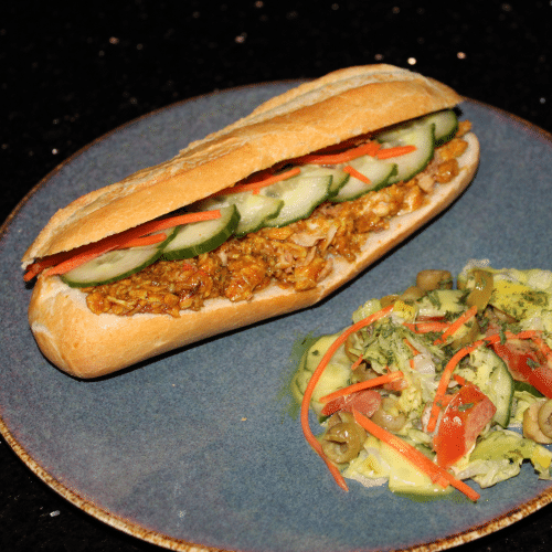 Broodje teriyaki met saus