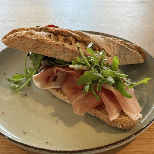 Broodje Serranoham