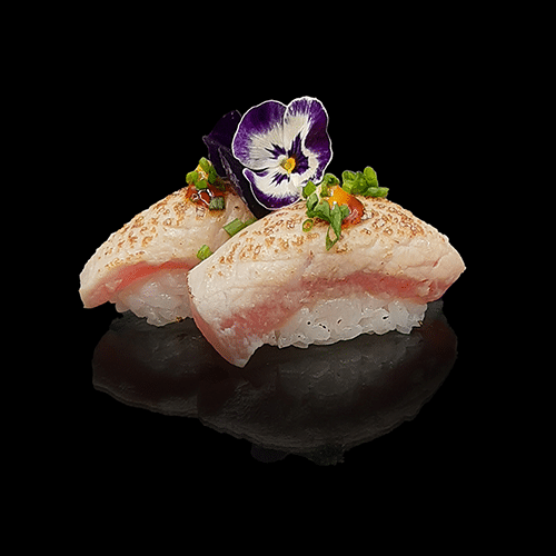 Nigiri flamed tonijn (2 stuks)