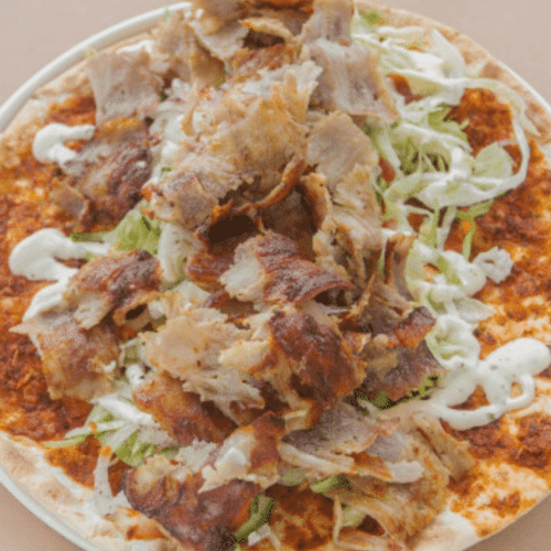 Turks pizza met kalfsdöner en kaas