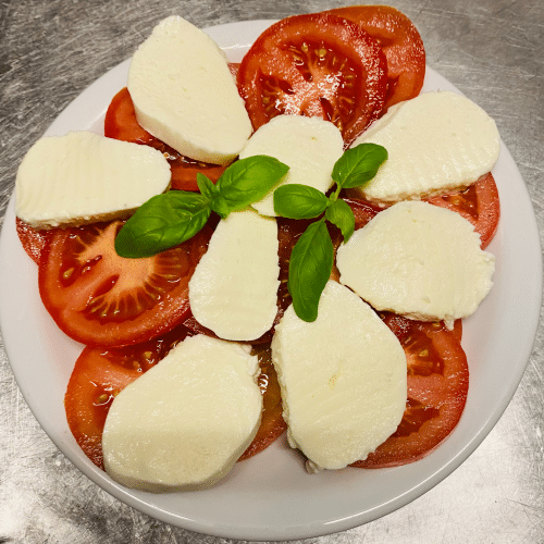 Caprese mozzarella salade
