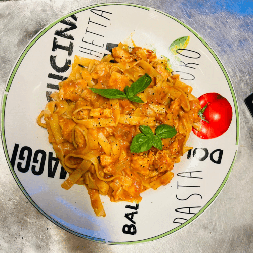 Tagliatelle al salmone