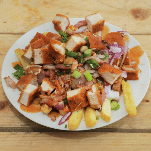 Loaded fries kipfilet met BBQ saus