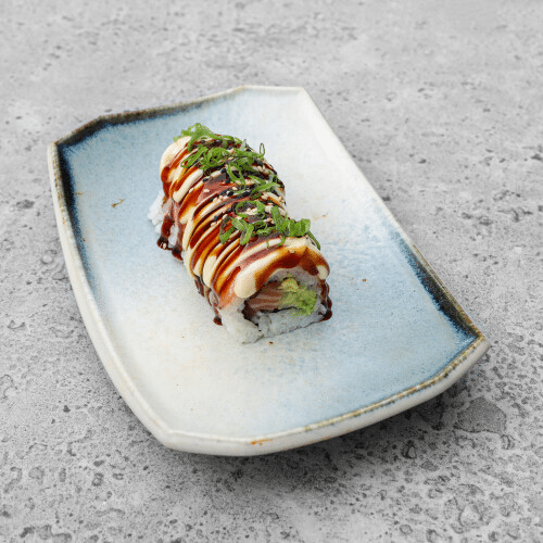 Softshell salmon special roll
