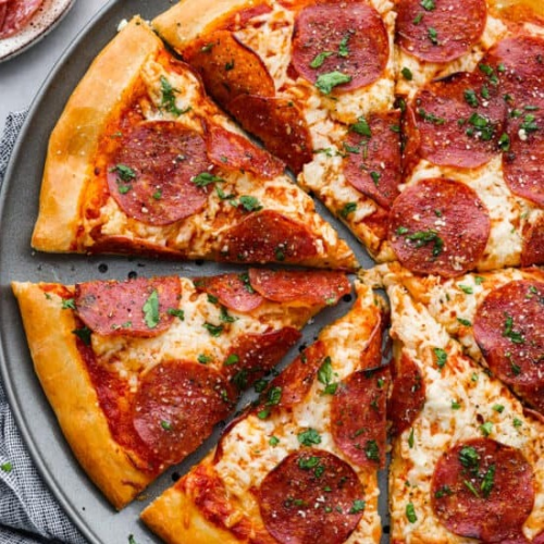 Pizza sucuk