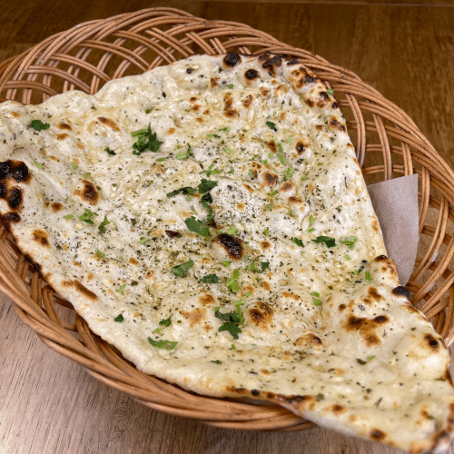 Knoflook naan