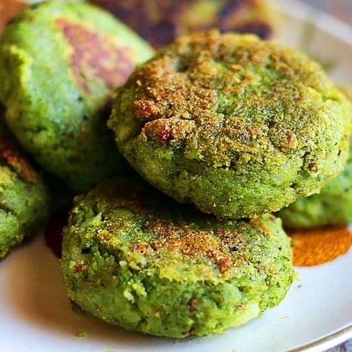 Indian snacks: hara bhara kabab vega
