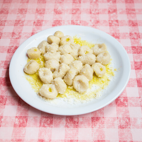 Gnocchi met olie en parmezaan
