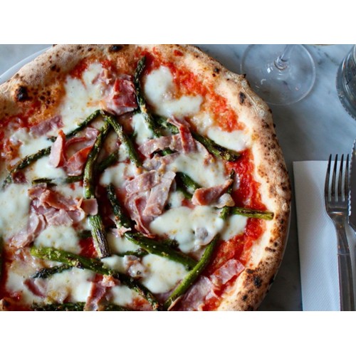 Pizza van de maand - Asparagi e Cotto