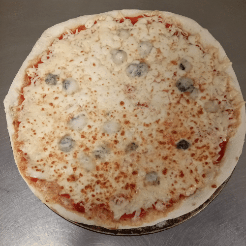 Pizza ai tre formaggi