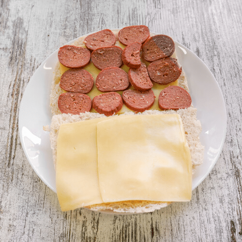 Tosti kaas en sucuk