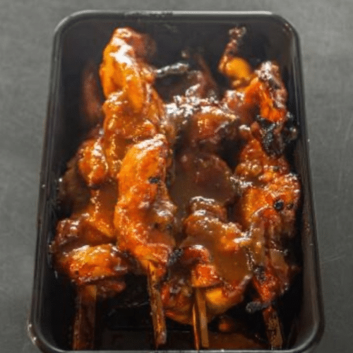 BBQ kip-sate met patat