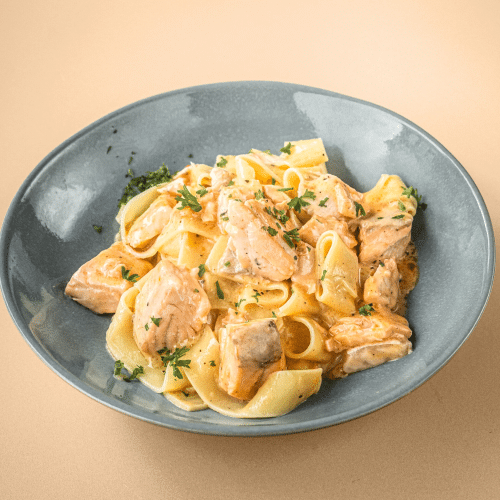 Tagliatelle al salmone