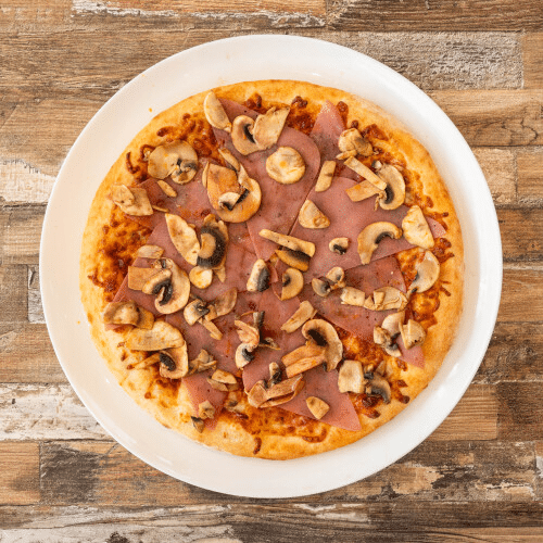 Pizza ham tasty