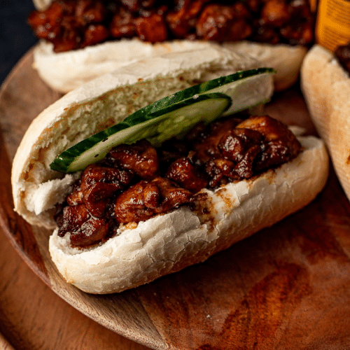 Surinaams broodje vegan sweet chili chicken
