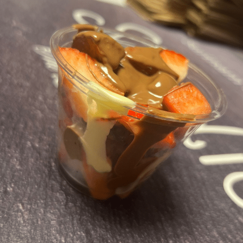 Chocolate drizzle strawberries