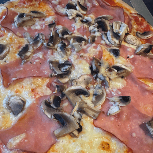 Pizza prosciutto