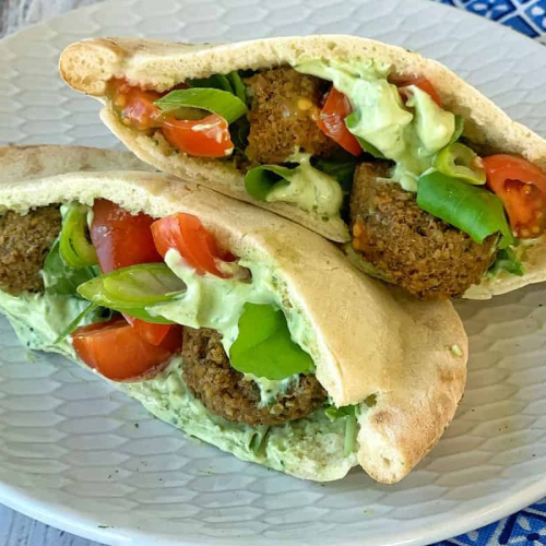 Pita kaas falafel