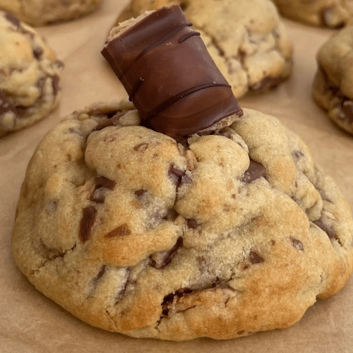 Kinder Bueno cookie met Kinder Bueno en Nutella vulling