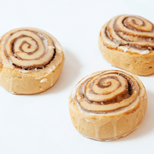 Vegan cinnamon roll