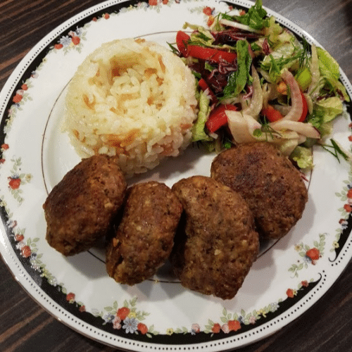 Rijst met köfte