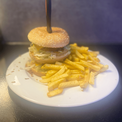 Double Crunchy Chicken burger met patat