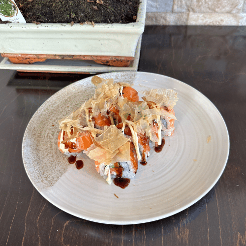 Soft shell zalm bonito roll
