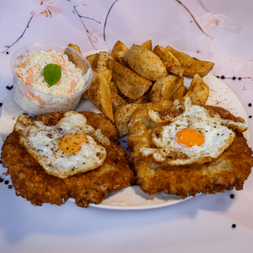 Varkensschnitzel met eieren