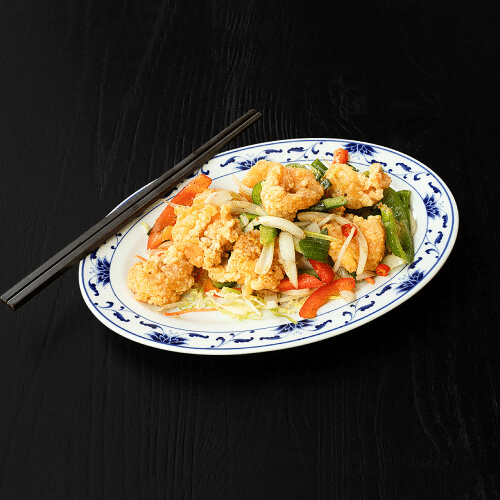 Fried prawns with salt and red peppers