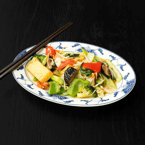 Mixed vegetables stir-fried with tofu