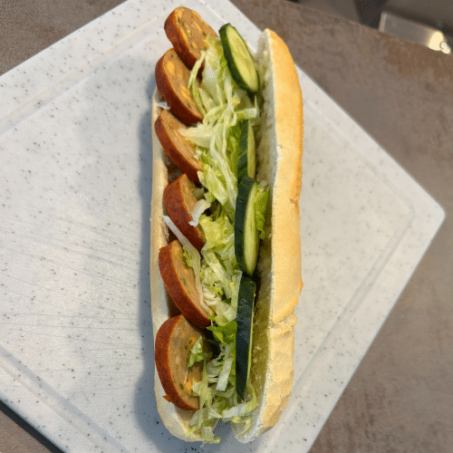 Baguette grillworst cheese