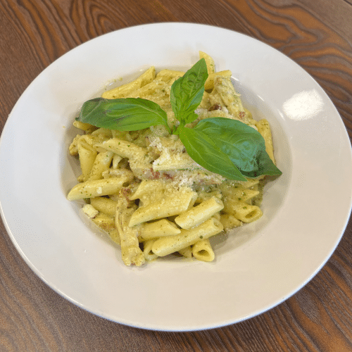 Pasta pollo pesto