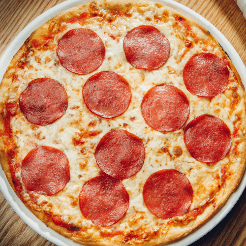 Italiaanse pizza salami